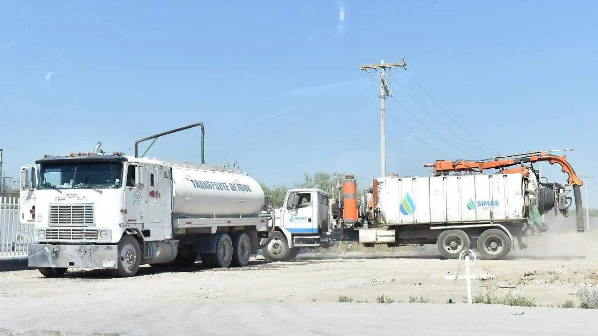 12 Contingencia por falta de agua en La Laguna